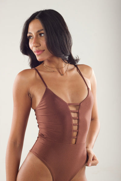 BELLA ONE PIECE BROWN SHINE